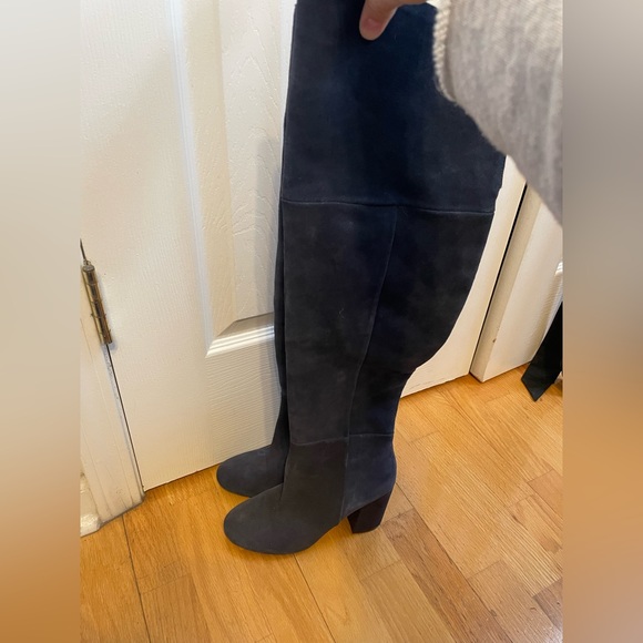 Kenneth Cole Reaction Knee High Boots - Picture 5 of 7